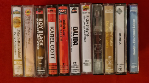 Verschiedene musikkassetten - verschiedene,
