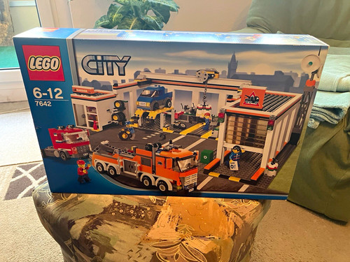 Lego city garage - lego,