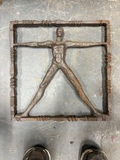 2000er Triptychon Eisen Wandskulpturen, nach Alberto Giacometti Kunst 3x