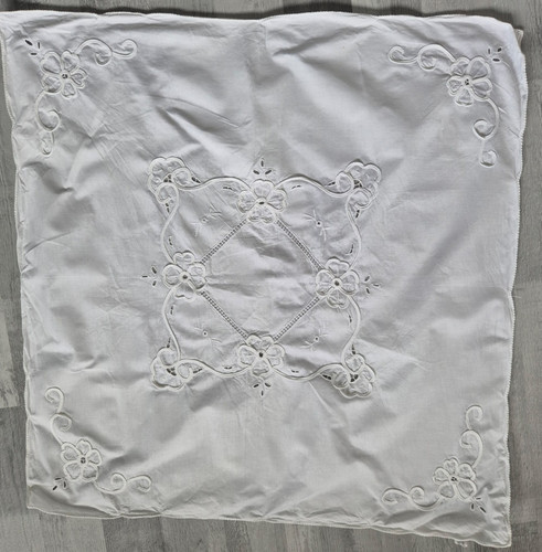 Edle vintage tischdecke weiß - vintage,