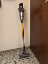 Dyson V10 Absolute Staubsauger