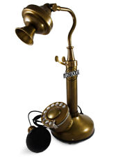 Alter Designer Kerzenständer