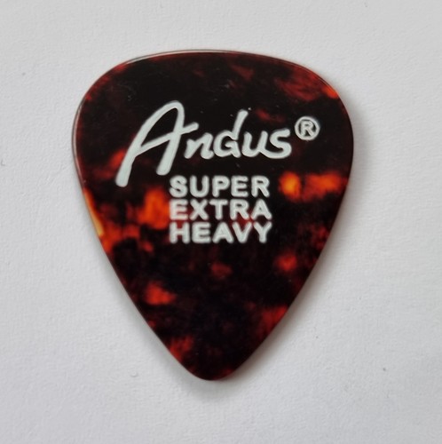 Acdc angus young rare - young,