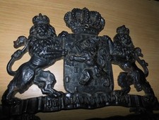 Königliches wappenschild - königliches,
