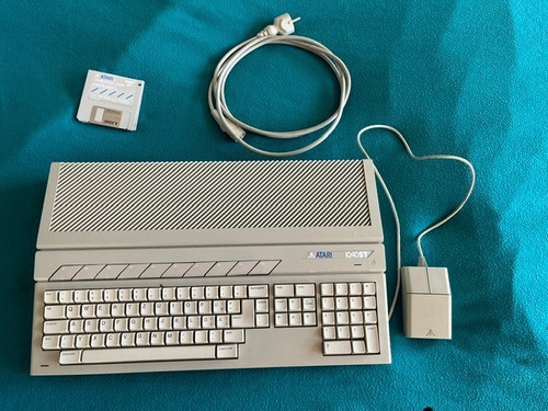Vintage atari 1040 - 1040, st