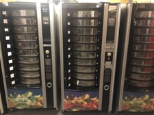 Snackautomat, Eierautomat, Grillfleisch, Getränke, Warenautomat