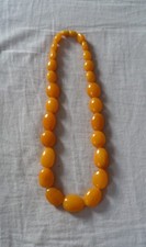 BERNSTEINKETTE IMITAT OLIVEN