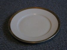 Alter Kuchenteller Teller Lamag Alt Schönwald No. 26 Porzellan mit Goldrand