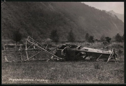 Fotografie wrack eines - 1.wk,,
