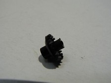 1 Hinterachsritzel für