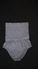 NATURANA Damen Form Slip Shaping - Body mit Bauchweg Effekt Neu Weiß Gr. L