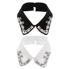 Abnehmbare Blusenkragen