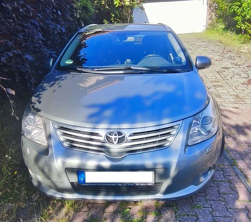 Toyota avensis t27 - kombi,