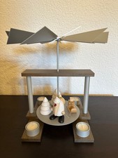 Björn Köhler Sonderedition "Tischpyramide LUMA mit exclusivem Figurenset, weiß"