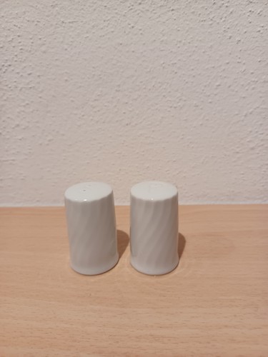 Salz und pfefferstreuer aus - salz-,
