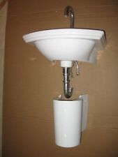 villeroy und boch Handwaschbecken mit Siphonabdeckung und Mischbatterie