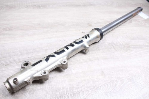 Gabelholm vorn links suzuki - vorn,