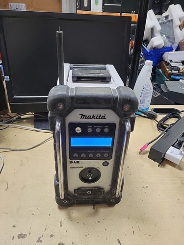 Makita dmr104 ukw dab - makita,