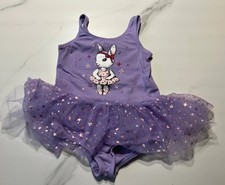 Fliederfarbenes "Motiv"