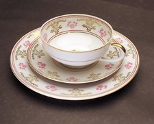 Älteres Sammelgedeck Sammeltasse Reinecke 1796 Eisenberg mit Golddekor Goldrand