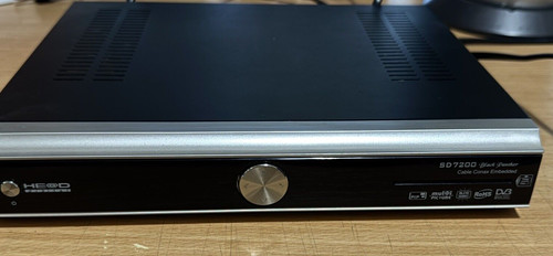 Head digital satelliten - head,