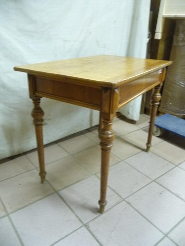 8038 alter tisch - ,