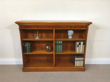 Bücherregal, Bücherschrank