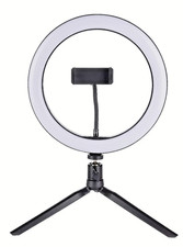 Grundig Ringlicht auf Stativ