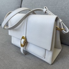 COCCINELLE Damen Umhängetasche aus Leder Dorian Line Farbe Weiß Small neuwertig