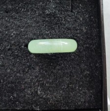 Ring Jade hellgrün  Maße siehe Fotos Ringgröße ca. 18mm