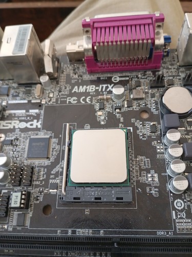 Asrock am1b itx - +, sempron