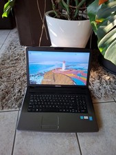 Medion Laptop 17,3" 8GB  SSD