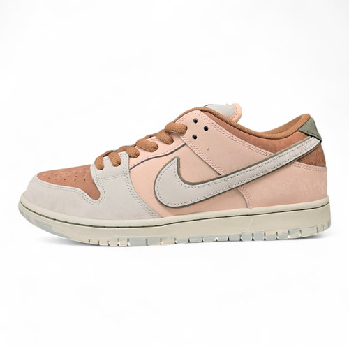 Nike dunk low trocadéro - sb,