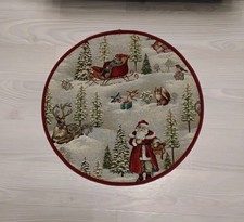 Weihnachtliches Gobelin Deckchen 39 cm in Rund mit Baumwollband