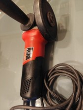 ? Milwaukee AG800-125E – Stark! präzise & unverwüstlich