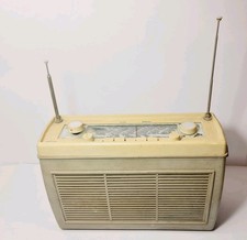 Vintage Transistor Radio - S