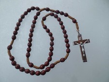 Rosenkranz mit Holz-Röschen-Perlen, Schnur geknüpft weinrot neu 03 Betrosenkranz