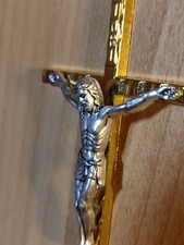 schönes kleines Kruzifix