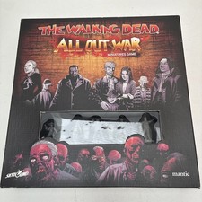 The Walking Dead Mantic* All