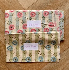 2 x Tilda Stoffpaket Blumen Muster zwei Farben gestreift