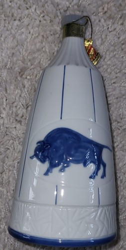 Blauer bison wodka flasche - blauer,