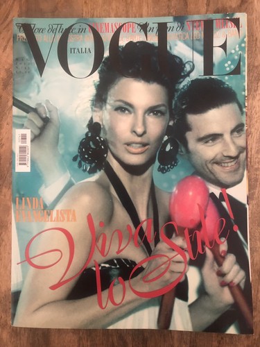 Vogue italia magazine may - italia, 2012