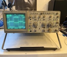 TEKTRONIX 2230 Digital-Storage-Oscilloscope 100MHz