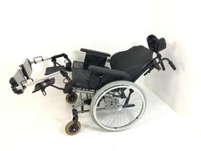 Rollstuhl Pflegerollstuhl