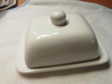 Butterdose aus Keramik, Weiß