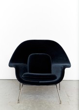 Eero Saarinen Womb Chair for