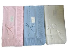 SPANISCHES GESTRICKTES