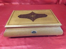 Alte Antike Holztruhe