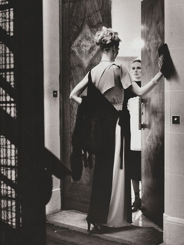 Helmut newton druck riesiger - helmut,