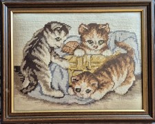 Handgefertigtes Katzen Gobelin Stickbild